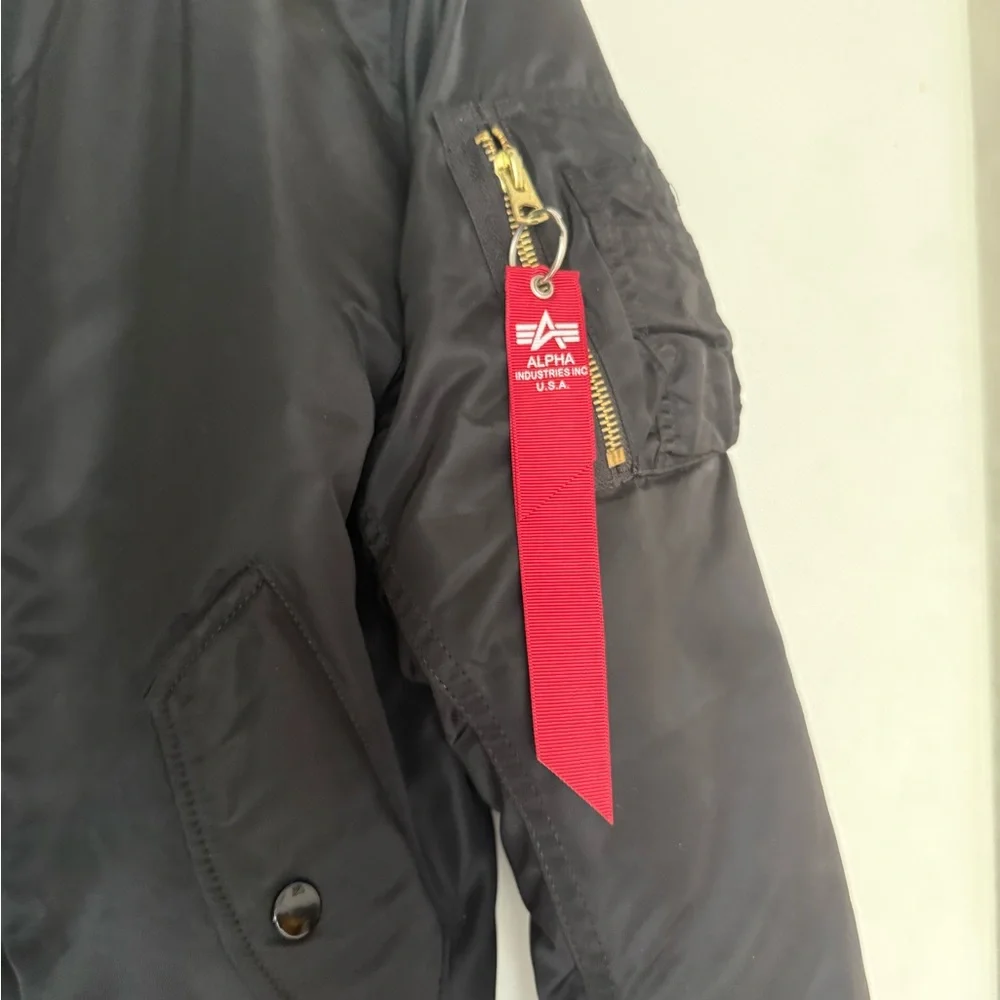 Alpha Industries Black Bomber Jacket with Orange Lining - REVERSIBLE - Picture 2 of 5